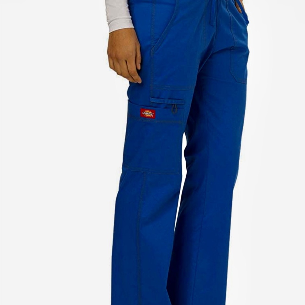 Dickies- Women Scrubs 🗣️